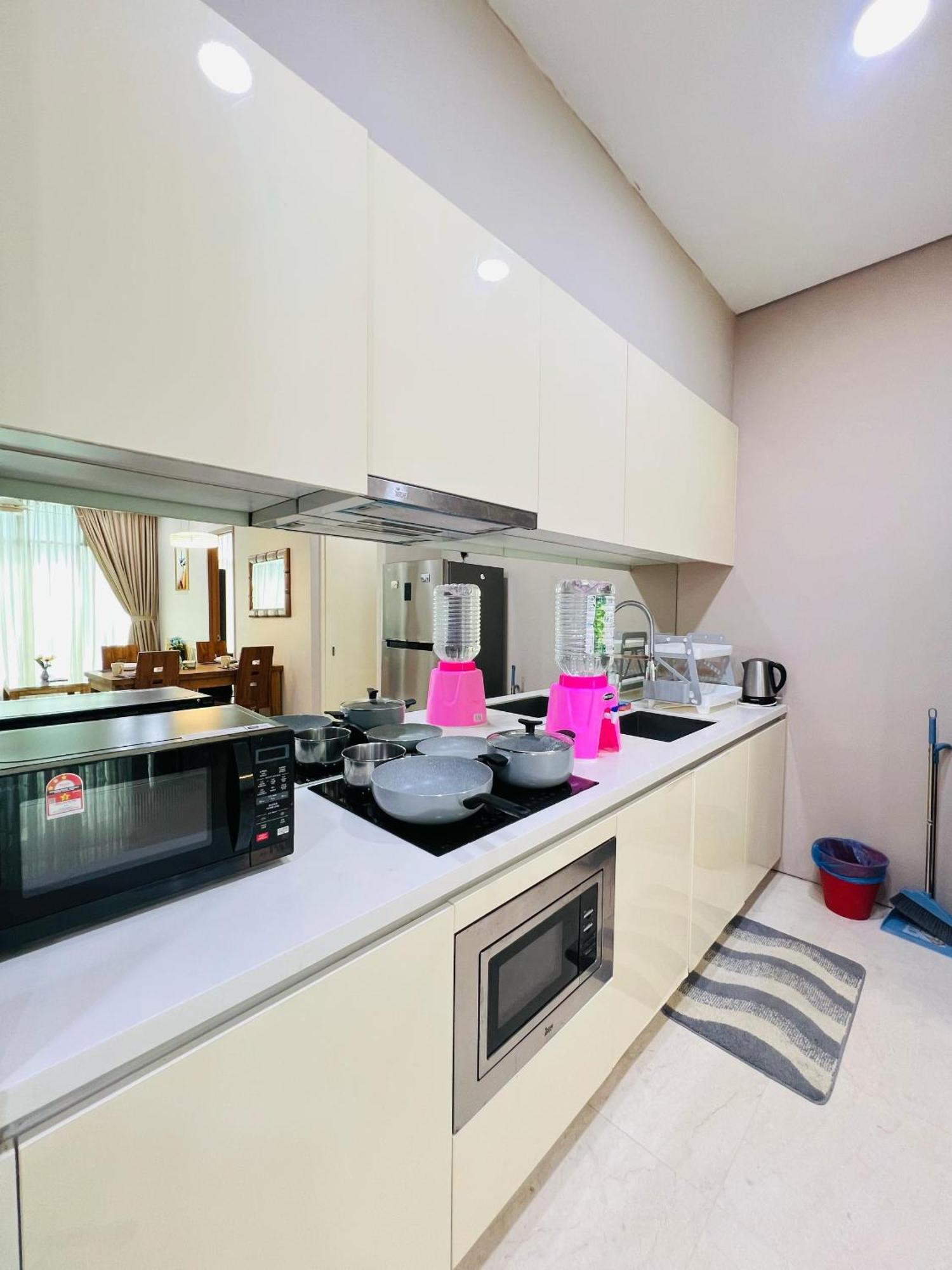 Soho Suites Klcc By Comfort Suites 쿠알라룸푸르 외부 사진
