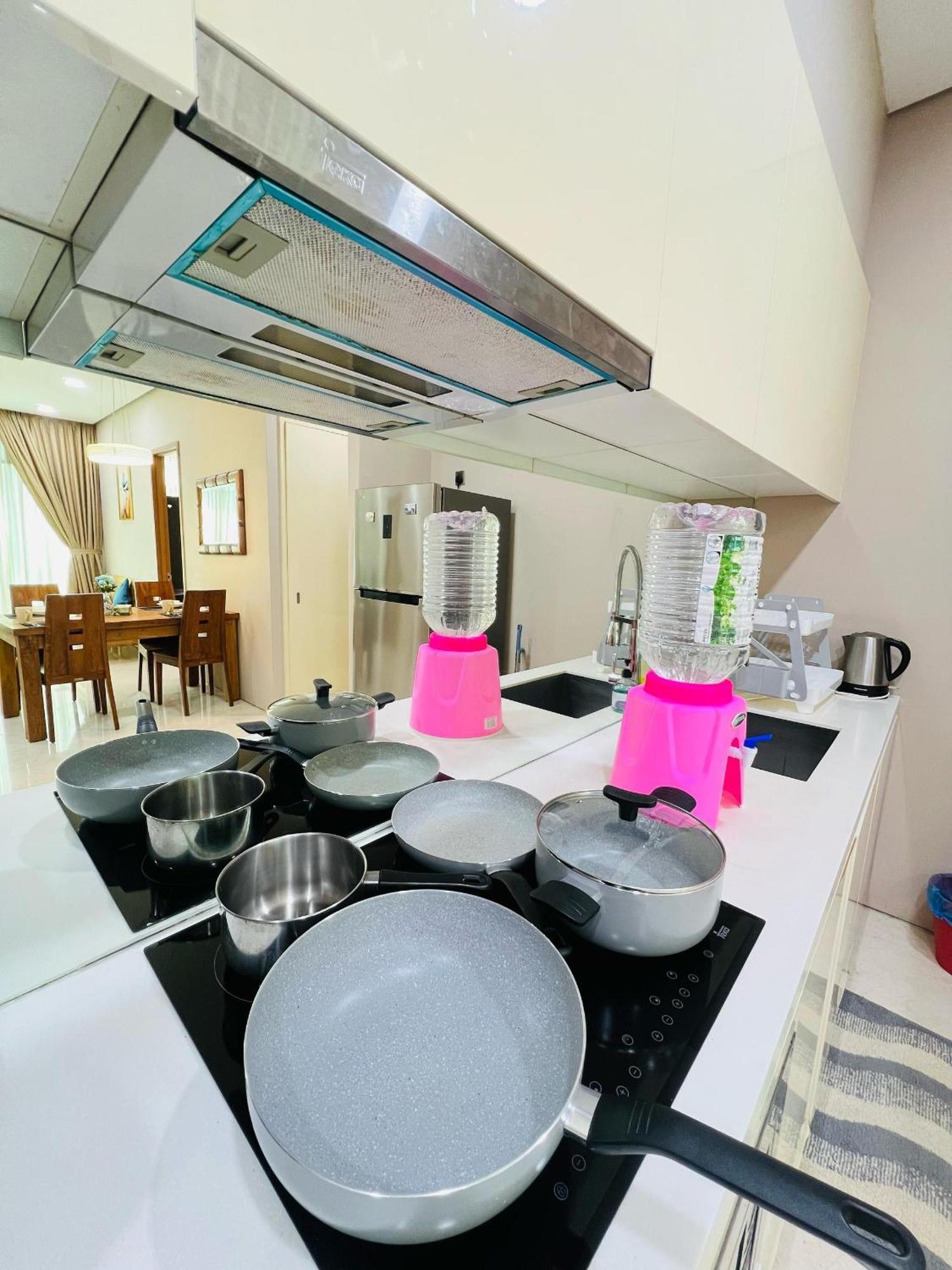 Soho Suites Klcc By Comfort Suites 쿠알라룸푸르 외부 사진